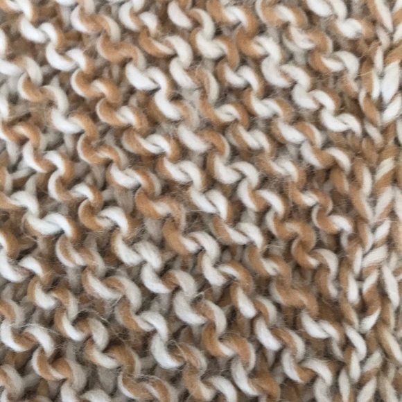 Ann Taylor Loft poncho - Picture 6 of 6